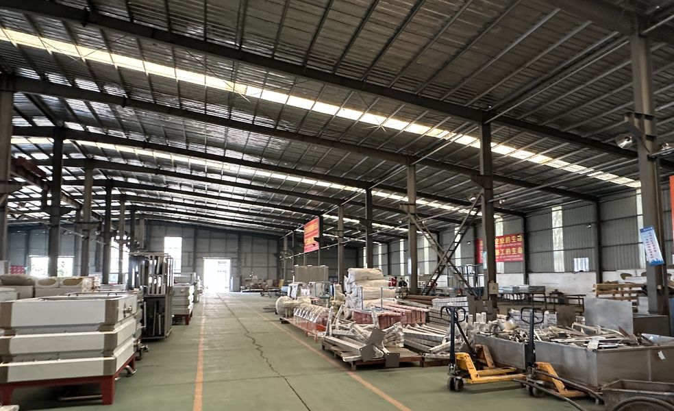Zhejiang Huier Coating Environmental Protection Equipment Co., Ltd línea de producción del fabricante
