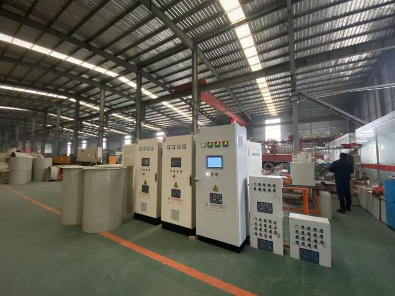 Zhejiang Huier Coating Environmental Protection Equipment Co., Ltd línea de producción del fabricante